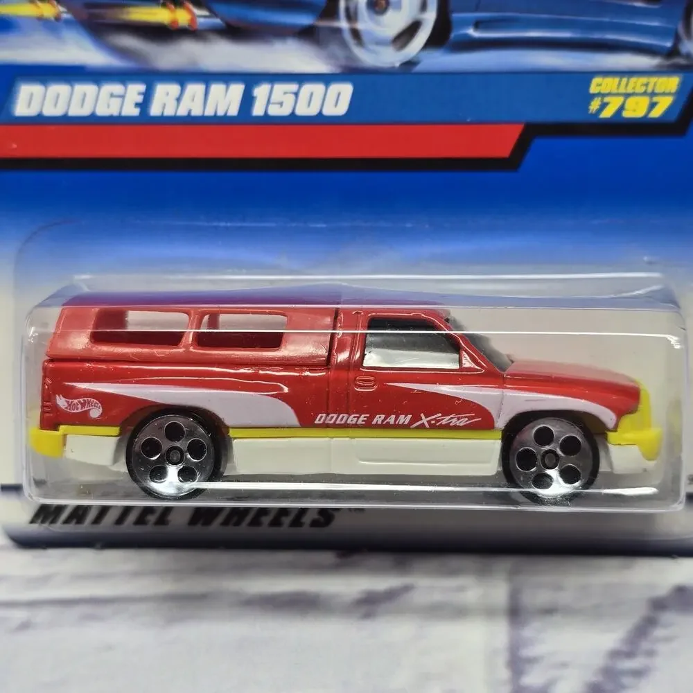HOT WHEELS 1998 BLUE CARD SERIES DODGE RAM 1500 #797